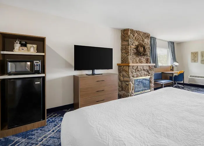 Best Western Indian Oak