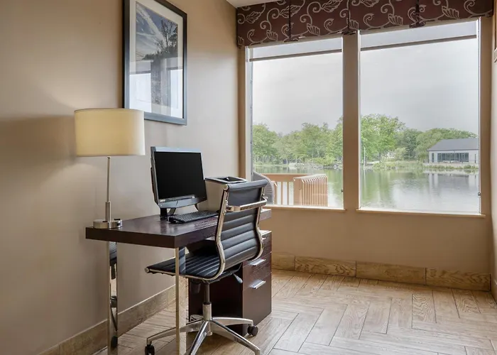 Best Western Indian Oak