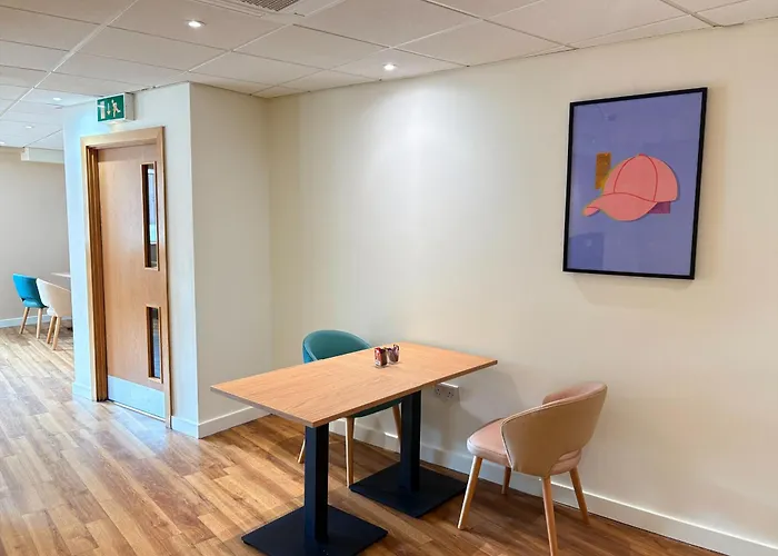 Garner Hotel Wolverhampton By Ihg