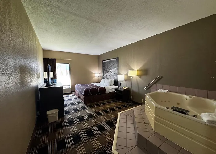 Super 8 By Wyndham Conway