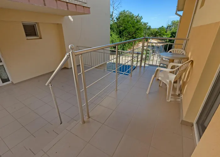 Hotel Aia Kavatsi