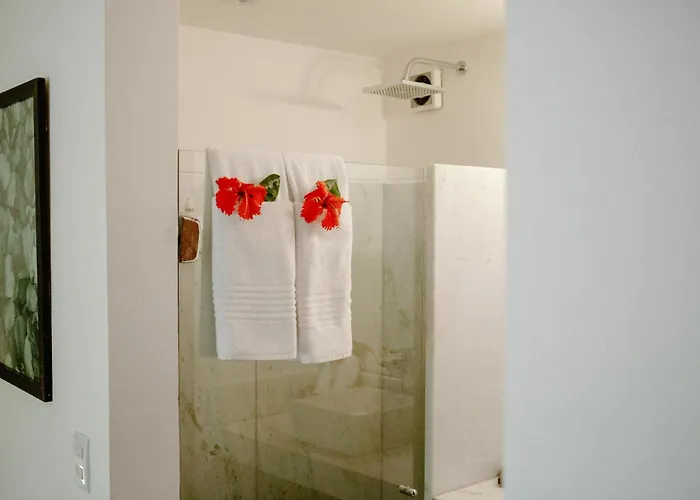 Madeiro Beach Hotel