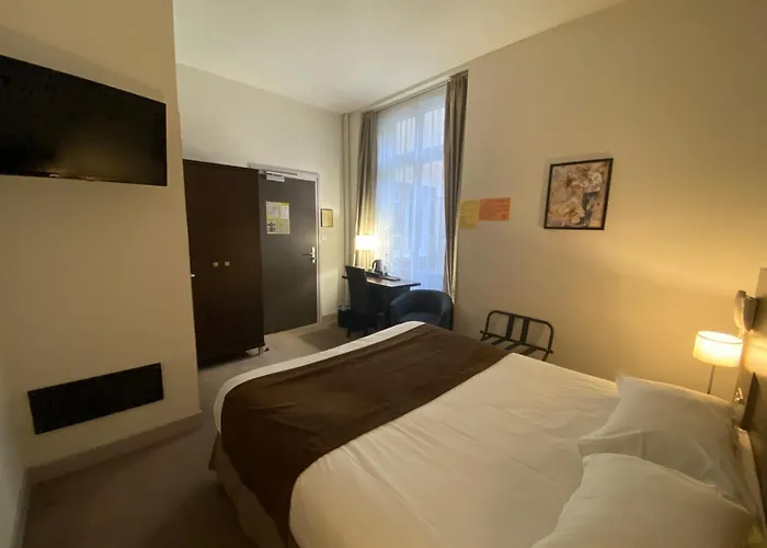 Hotel De Montaulbain