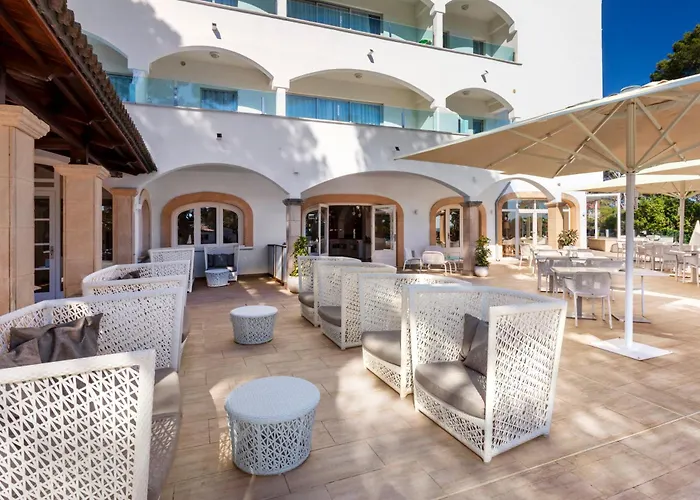 Alcanada Golf Hotel
