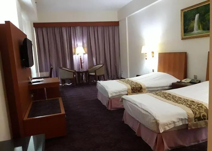 Kiulap Plaza Hotel