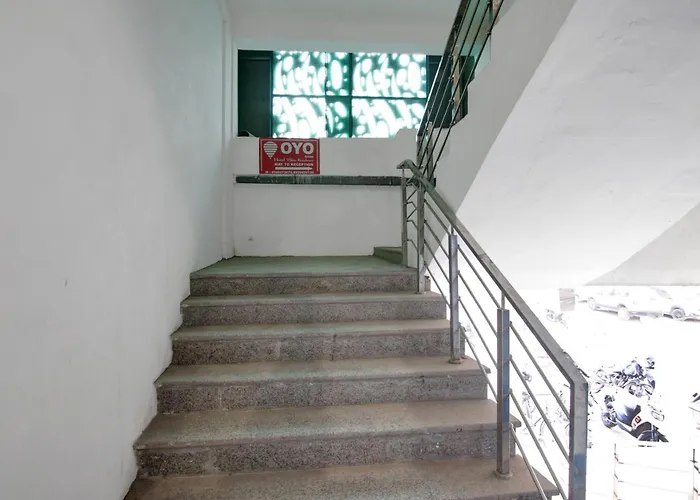 Hotel O Vibhu Residency Near Noida Sector 81 Metro Station