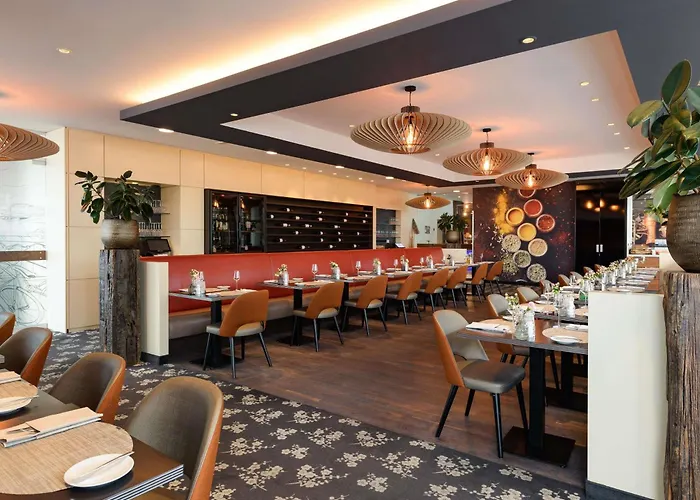 Mövenpick Hotel Amsterdam City Centre