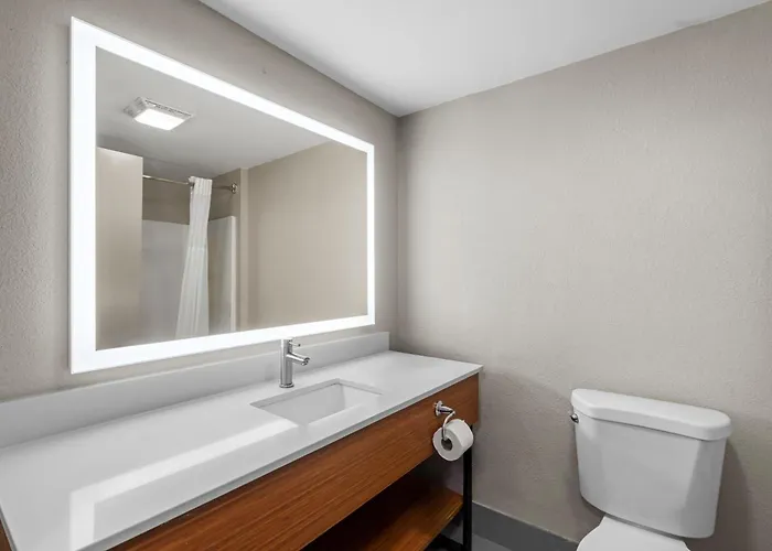 Days Inn & Suites By Wyndham Ridgeland