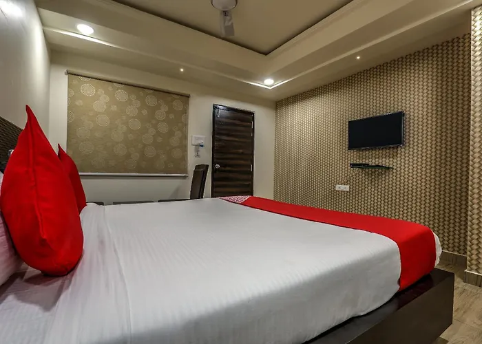 Hotel O Ulavcharu Hotels