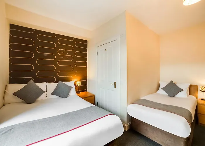 Oyo Braeriach Hotel, Highlands Scotland