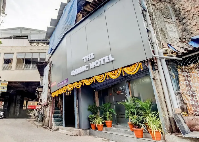 Oyo Flagship Hotel Qubic