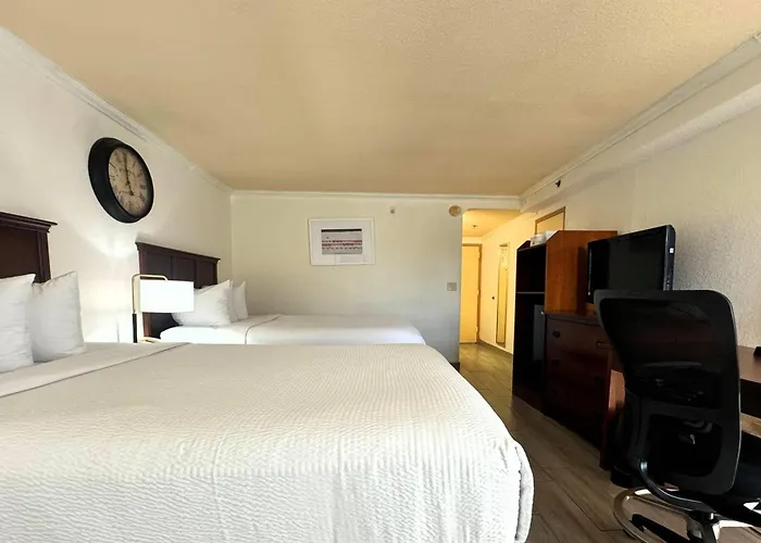 Ramada By Wyndham Birmingham Airport
