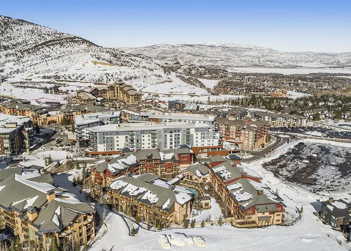Canyons Village Centric Luxury 2 Bedroom Suite 423 B