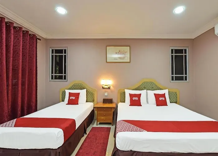 Oyo 90642 Twin Mutiara Chalet & Homestay