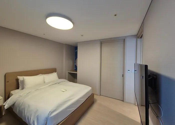 Incheon Airport Global Hotel & Suites