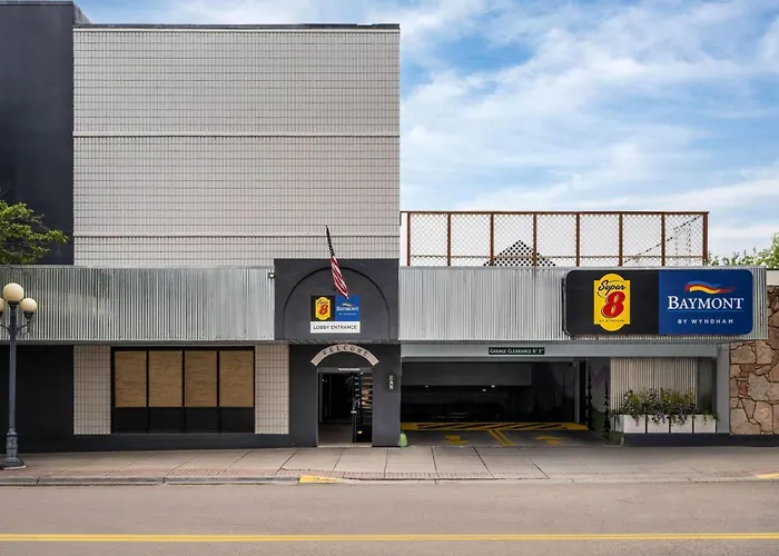 Super 8 By Wyndham Great Falls City Center