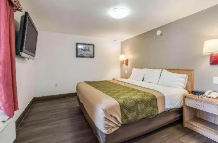 Econo Lodge Truman Inn