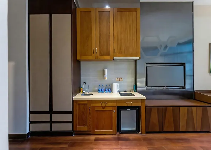 Seeu Designer Apartment - Qiaoxiang Metro, Futian Shenzhen