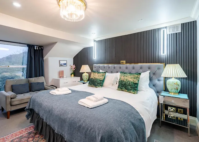 Waterhead Rooms & Suites - Parking And Light Breakfast