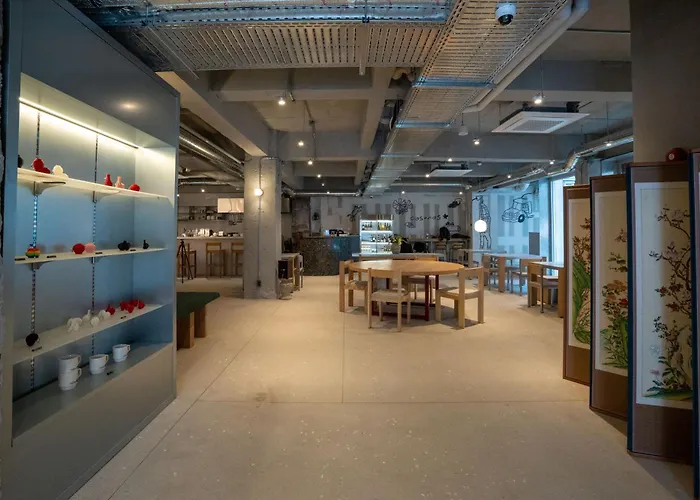Tradiup Hotel By The Designers