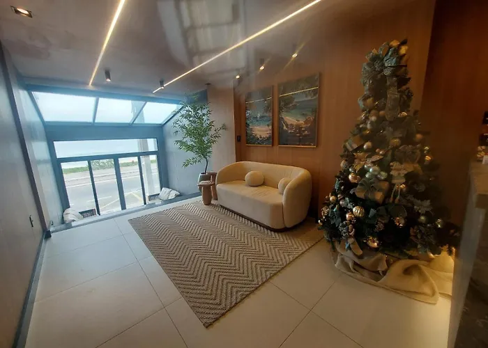 V-Home Flat Hotel