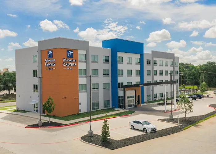 Holiday Inn Express & Suites Tyler South University Area By Ihg