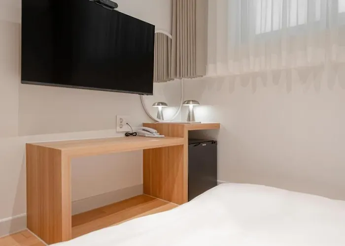 H Avenue Hotel Andong Culture Street Branch