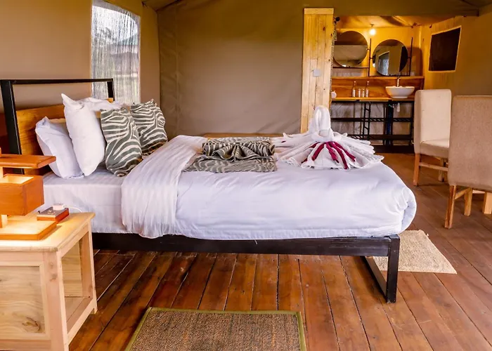 Baobab Mara Luxury Camp
