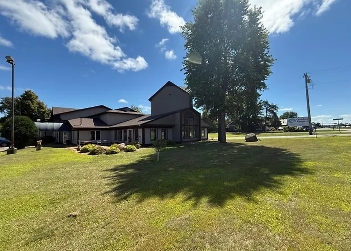 (1 Bedroom Unit Next To Downtown Nisswa And Bir