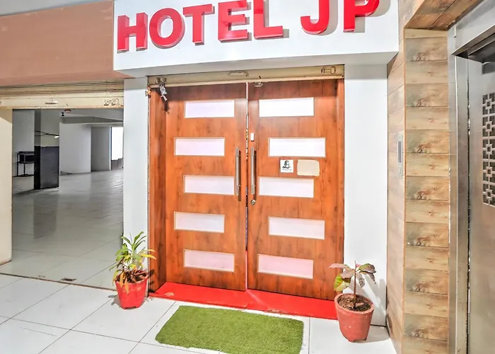 SPOT ON Hotel JP