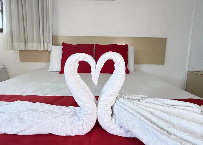 HOTEL PARAISO FRANCÊS, 700 m da Praia do Francês, pet friendly