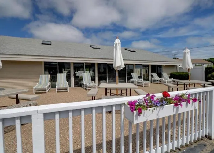 Pier 7 Condominium Resort