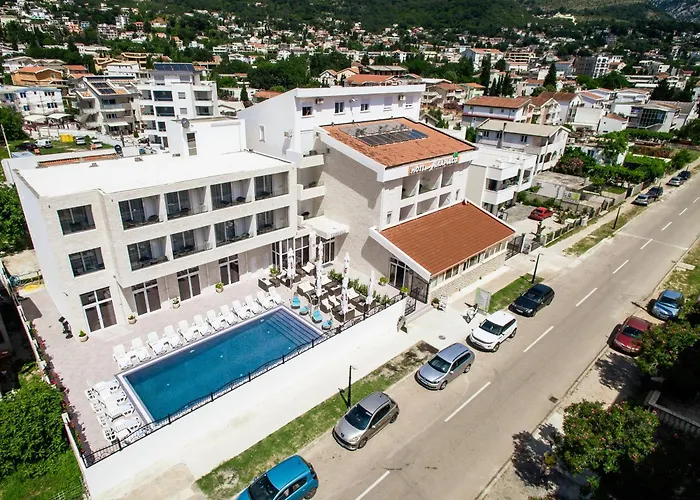 Sutomore Akapulco Hotel