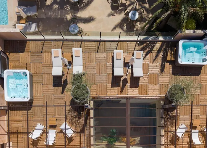 Hotel Boutique Petit Paris