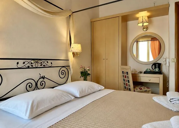 Acropole Delphi City Hotel