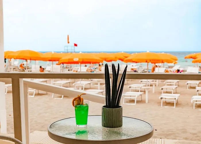 Delfino Beach - CDSHotels