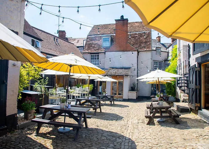 The Crown & Thistle, Abingdon, Oxfordshire - Acorn Pubs