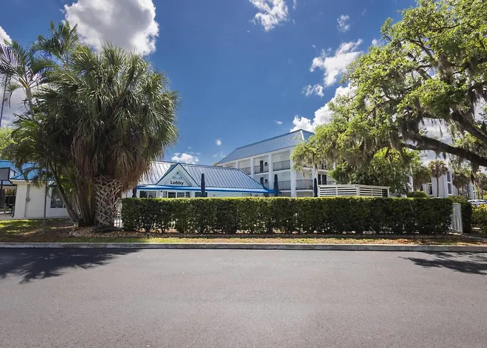 Days Inn By Wyndham Port Charlotte Town Center