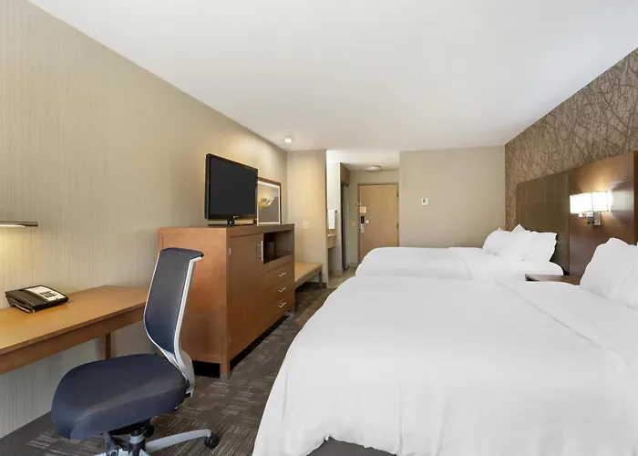 Best Western Plus Cottontree Inn
