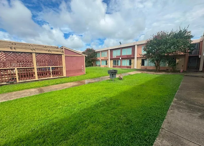 Express Inn & Suites Greensville Tx