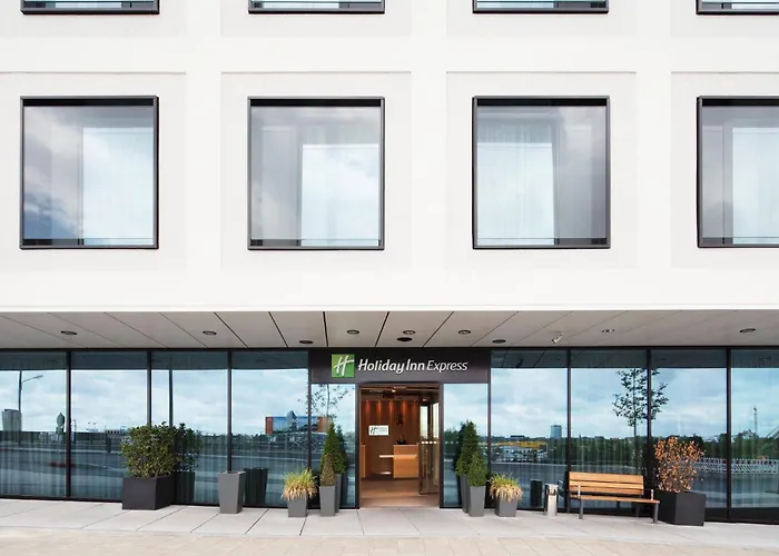 Holiday Inn Express Munich City West By Ihg