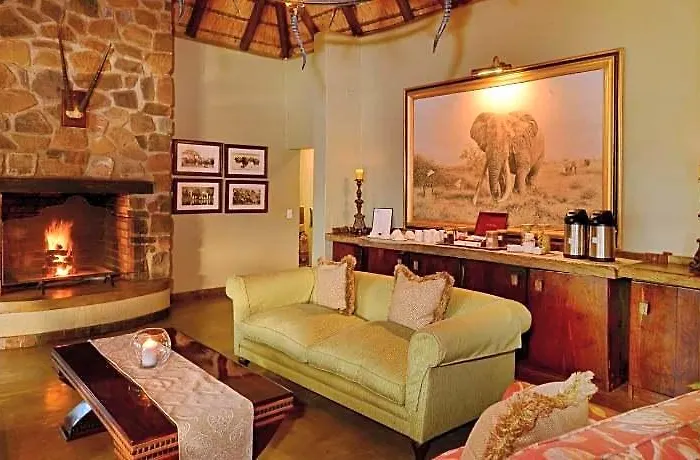 Motswiri Private Safari Lodge