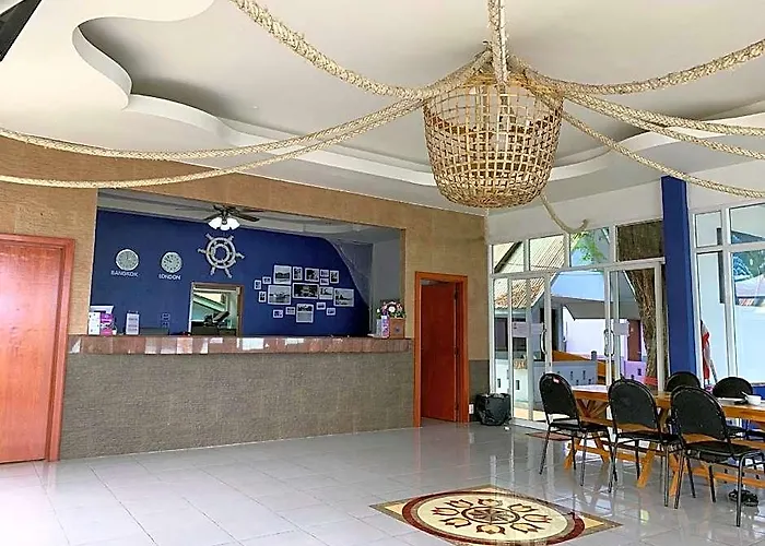 Phi Phi Donchukit Resort