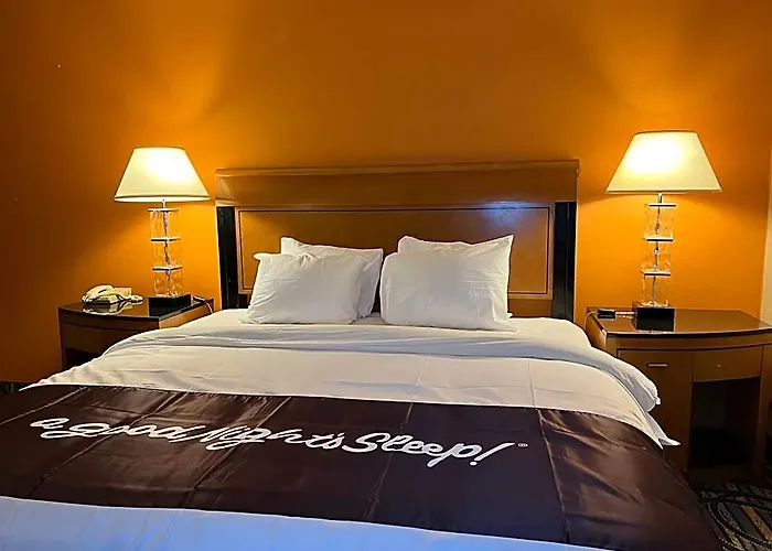 Quality Inn Windsor Locks