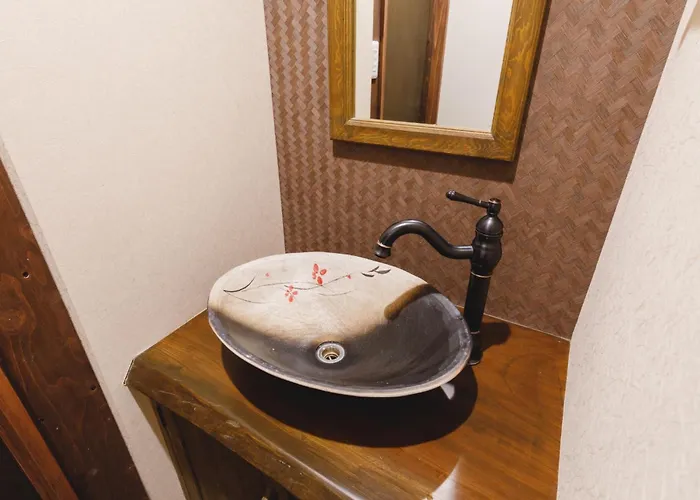 Couch Potato Hostel - Vacation Stay 88235