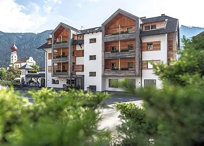 Hotel Paradies