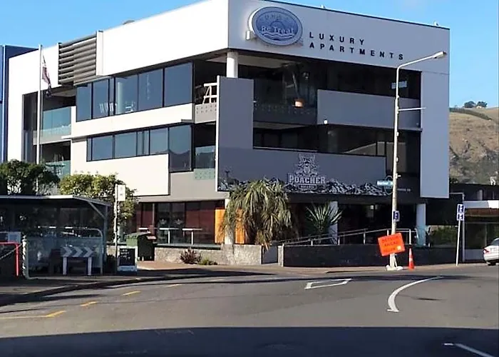 Sumner Re Treat Luxury Apartments