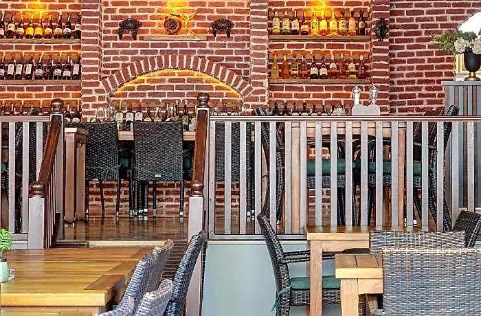 Anna Queen Hotel