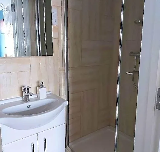 Apple House Wembley -Double Ensuite
