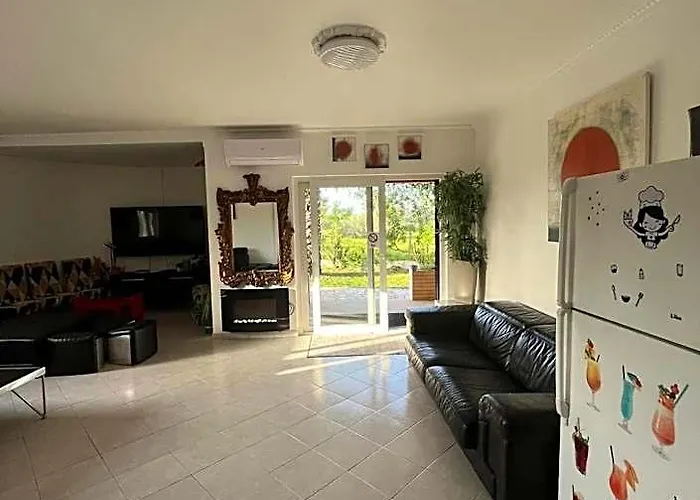 La Villa Paradis Pera